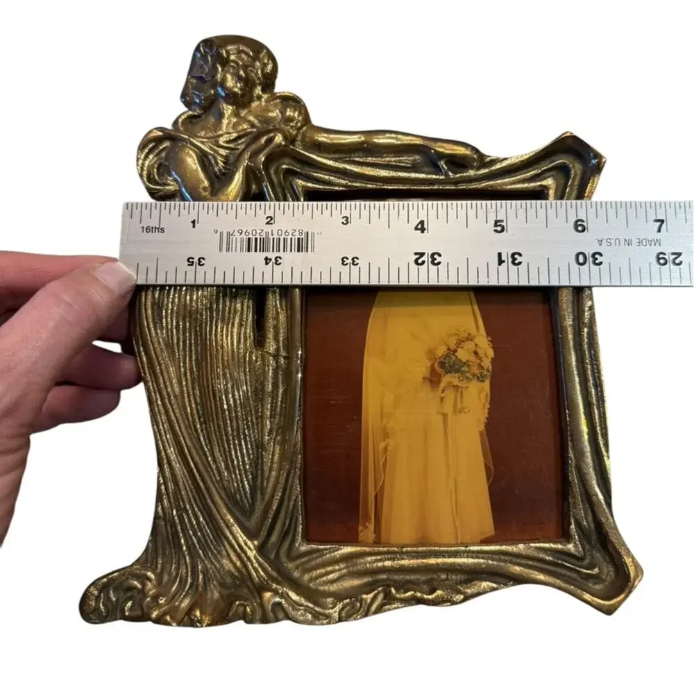 Vintage Solid Brass Art Deco Style Elegant Photo Frame